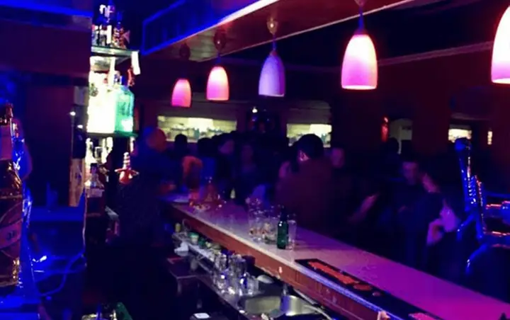 Sala con música Gracia (Ref 1) para fiestas privadas en Barcelona